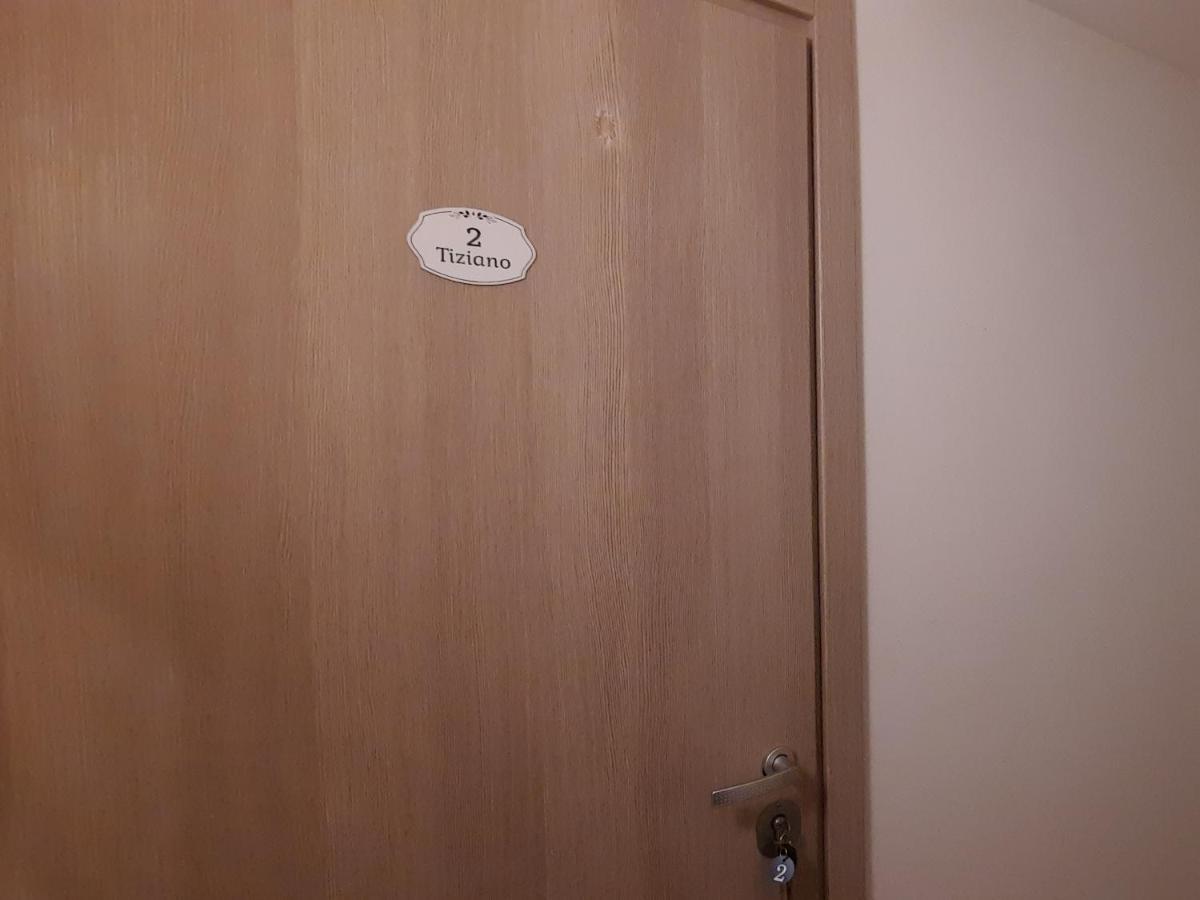 Aurelio Deluxe Rooms روما المظهر الخارجي الصورة